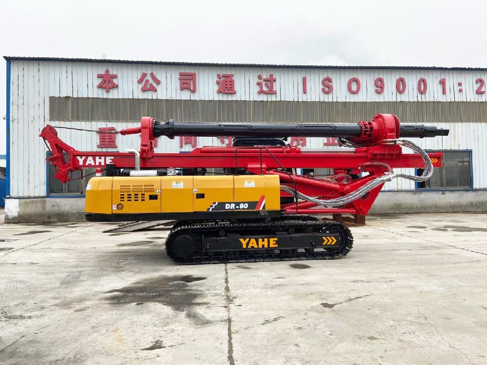 暴雨天气，旋挖钻机停放位置有讲究